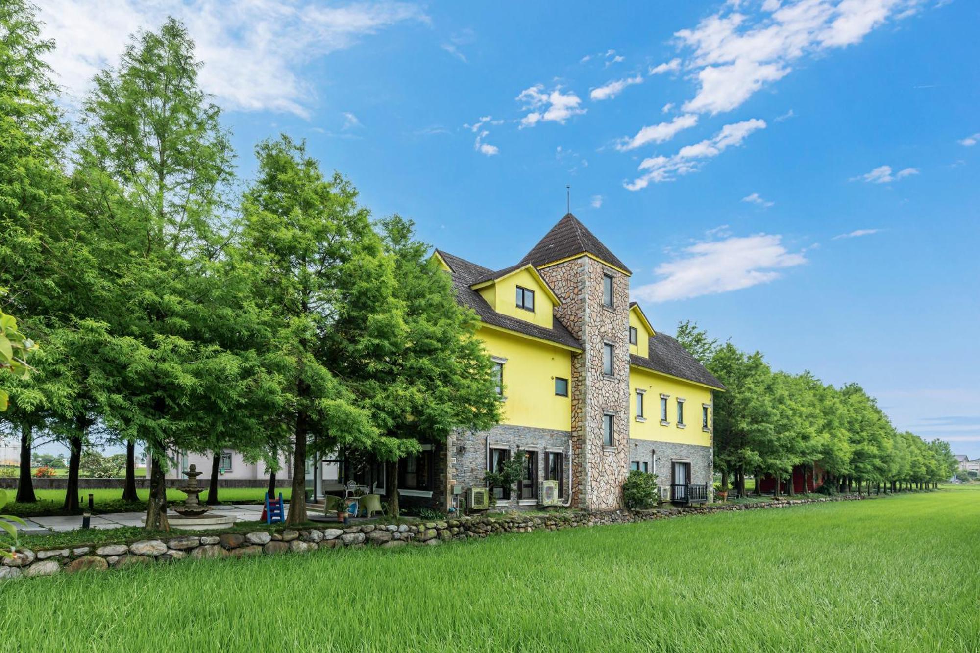 Happiness Pass On Apartment Wujie Exterior photo